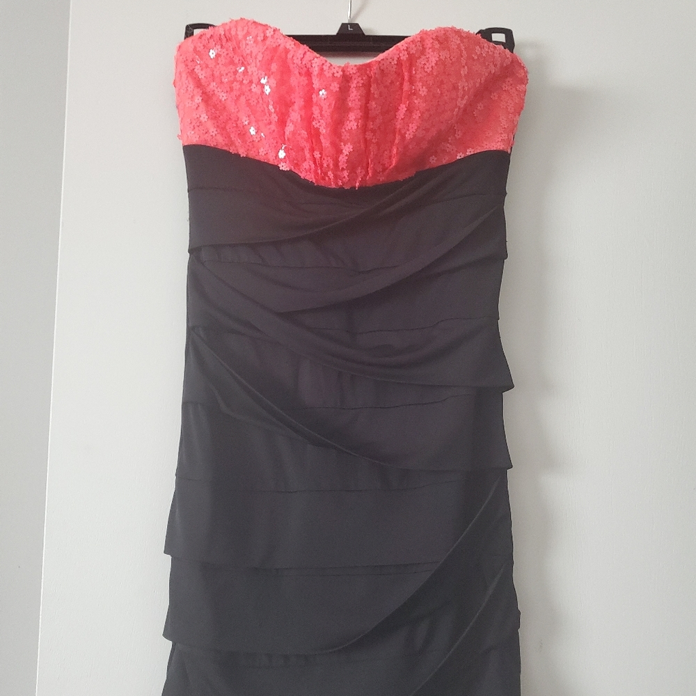 Boutique coral sequined dress
